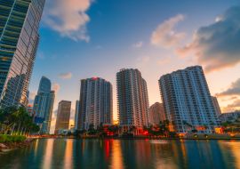 Lais Puzzle - Miami Florida Brickell Key Skyline bei Sonnenaufgang - 1.000 Teile