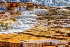 Lais Puzzle - Panorama Nahaufnahme des Jupiters und der Hügelterrassen bei Mammoth Hot Springs im Yellowstone National Park - 2.000 Teile