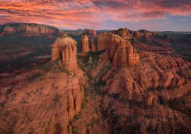Lais Puzzle - Sedona Arizona mit einem roten Sonnenuntergang - 1.000 Teile