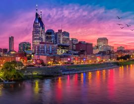 Lais Puzzle - Skyline von Nashvile Tennessee mit rotem Sonnenuntergang und Vögeln - 40, 100, 200, 500, 1.000 & 2.000 Teile