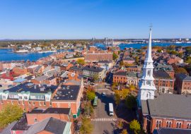 Lais Puzzle - Portsmouth historisches Stadtzentrum Luftaufnahme am Market Square mit historischen Gebäuden und der North Church in der Congress Street in der Stadt Portsmouth, New Hampshire NH - 1.000 Teile