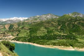 Lais Puzzle - Ugam-Tschatkal-Nationalpark in der Nähe von Taschkent, Usbekistan - 2.000 Teile