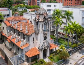 Lais Puzzle - Blick von oben auf die Kirche "Nuestra Señora del Carmen" in Caracas (Miranda, Venezuela) - 40, 100, 200, 500, 1.000 & 2.000 Teile