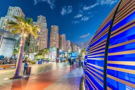 Lais Puzzle - Skyline von Dubai Marina mit Stadtpromenade in der Abenddämmerung, Vereinigte Arabische Emirate - 2.000 Teile