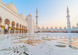 Lais Puzzle - Panoramablick auf die Große Sheikh-Zayed-Moschee, Abu Dhabi, Vereinigte Arabische Emirate. Die drittgrößte Moschee der Welt - 1.000 Teile