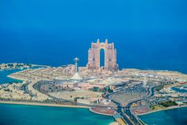 Lais Puzzle - Vogelperspektive und Drohnenansicht der Stadt Abu Dhabi von der Aussichtsplattform, Vereinigte Arabische Emirate - 2.000 Teile