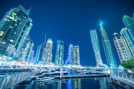 Lais Puzzle - Skyline der Dubai Marina bei Nacht. Gebäude und Fluss, Vereinigte Arabische Emirate - 2.000 Teile