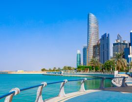 Lais Puzzle - Skyline-Ansicht von Abu Dhabi mit Meer, Strand und Wolkenkratzern, Vereinigte Arabische Emirate - 40, 100, 200, 500, 1.000 & 2.000 Teile