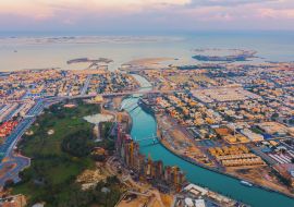 Lais Puzzle - Luftaufnahme der Brücke der Toleranz. Struktur der Architektur mit See oder Fluss, Dubai Downtown Skyline, Vereinigte Arabische Emirate - 1.000 Teile