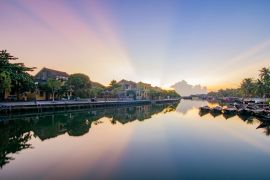 Lais Puzzle - Die antike Stadt Hoi An ist ein sehr beliebtes Ziel für Touristen - 2.000 Teile