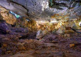 Lais Puzzle - Trinh Nu Höhle oder Jungfrauenhöhle in der Halong-Bucht, Vietnam - 1.000 Teile