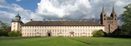 Lais Puzzle - Schloss Corvey, Kloster, Westwerk, Weltkulturerbe, Unesco,, Panorama - 1.000 Teile