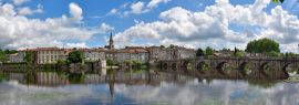 Lais Puzzle - Confolens an den Ufern der Vienne, Frankreich, Panorama - 1.000 Teile