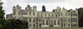 Lais Puzzle - Vordere Fassadenansicht von Audley End House, Saffron Walden, England, Panorama - 1.000 Teile