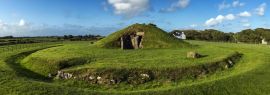Lais Puzzle - Bryn Celli Ddu, Grabkammer aus der Jungsteinzeit in Anglesey in Nordwales, UK, Panorama - 1.000 Teile