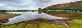 Lais Puzzle - Ein Panoramablick auf die Burg aus dem 13. Jahrhundert in Lochranza bei Flut auf der Isle of Arran in Schottland, Panorama - 1.000 Teile