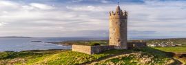 Lais Puzzle - Runder Turm von Doonagore Castle in der Grafschaft Clare, Irland, Panorama - 1.000 Teile