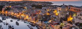 Lais Puzzle - Procida, Sonnenuntergang über dem Hafen von La Corricella. Neapel, Kampanien, Italien, Panorama - 1.000 Teile