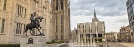 Lais Puzzle - Außenansicht des Marischal College in Aberdeen, Schottland, Panorama - 1.000 Teile