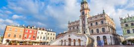 Lais Puzzle - Zamosc, Polen: Altes Rathaus von Zamosc und dramatischer Himmel. Die Stadt Zamosc steht auf der Liste des UNESCO-Weltkulturerbes, Panorama - 1.000 Teile