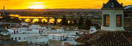 Lais Puzzle - Sonnenuntergang über Badajoz, Extremadura, Panorama - 1.000 Teile