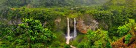 Lais Puzzle - Wasserfall Manto de la Novia in Banos de Agua Santa, Ecuador, Panorama - 1.000 Teile