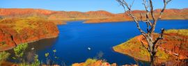 Lais Puzzle - Hoch oben Blick auf den schönen Lake Argyle in der Nähe von Kununurra, Westaustralien an einem warmen sonnigen Tag mit blauem Himmel, Panorama - 1.000 Teile