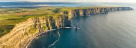 Lais Puzzle - Luftaufnahme aus der Vogelperspektive von den weltberühmten Cliffs of Moher in der Grafschaft Clare, Irland. Scenic Irish ländlichen Landschaft Natur entlang der wilden atlantischen Weg, Panorama - 1.000 Teile