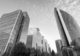 Lais Puzzle - Nueva Las Condes, der neue Finanzdistrikt in Santiagode Chile, Heimat von hochwertigen Firmengebäuden in der Calle Alonso de Cordova in schwarz weiß - 1.000 Teile