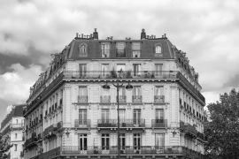 Lais Puzzle - Paris, typische Fassade und Fenster, schönes Gebäude in der Rue Reaumur in schwarz weiß - 2.000 Teile