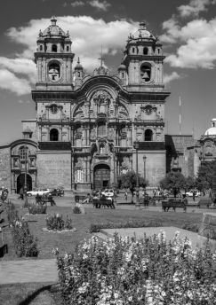 Lais Puzzle - Kirche in Cusco, Peru in schwarz weiß - 1.000 Teile