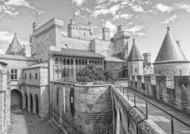 Lais Puzzle - Olite Castle, Navarra in schwarz weiß - 500, 1.000 & 2.000 Teile