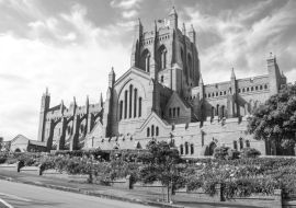 Lais Puzzle - Christ Church Cathedral, Newcastle, Australien in schwarz weiß - 1.000 Teile