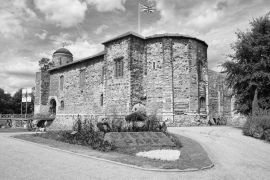 Lais Puzzle - Normannische Burg in Colchester, England in schwarz weiß - 2.000 Teile