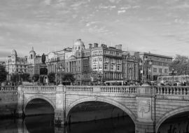 Lais Puzzle - O'Connell Street - Dublin in schwarz weiß - 1.000 Teile