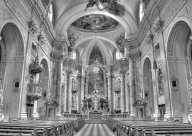 Lais Puzzle - Pfarrkirche Sankt Augustin Gries in schwarz weiß - 500, 1.000 & 2.000 Teile