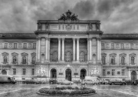 Lais Puzzle - Ivan Franko Nationale Universität Lviv - Ukraine in schwarz weiß - 500, 1.000 & 2.000 Teile