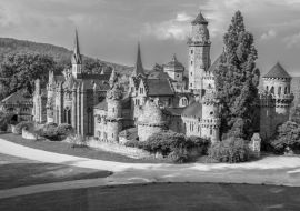 Lais Puzzle - Schloss Löwenburg in schwarz weiß - 1.000 Teile