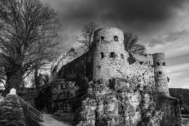 Lais Puzzle - Burgruine in Pappenheim in schwarz weiß - 2.000 Teile