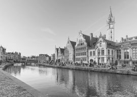 Lais Puzzle - Gent die mittelalterliche Stadt in Belgien in schwarz weiß - 500, 1.000 & 2.000 Teile