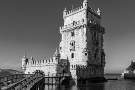 Lais Puzzle - Torre de Belem in Lisboa in schwarz weiß - 2.000 Teile
