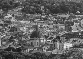 Lais Puzzle - Blick auf die Stadt Lviv vom Park des Hohen Schlosses bei Sonnenuntergang in schwarz weiß - 500, 1.000 & 2.000 Teile