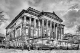 Lais Puzzle - Harris Museum und Kunstgalerie in Preston - England in schwarz weiß - 2.000 Teile