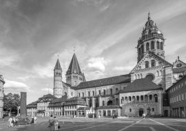 Lais Puzzle - Mainzer Dom in schwarz weiß - 500, 1.000 & 2.000 Teile