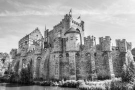 Lais Puzzle - Schloss Gent, Belgien in schwarz weiß - 2.000 Teile