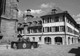 Lais Puzzle - Ansbach, Germany - Street view with historic buildings in Ansbach, Bavaria, region Middle Franconia, South Germany in schwarz weiß - 1.000 Teile