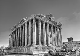 Lais Puzzle - Bacchus-Tempel in Baalbek, Libanon in schwarz weiß - 1.000 Teile