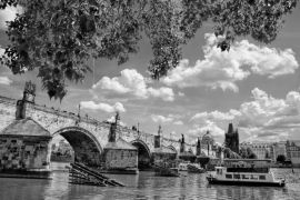 Lais Puzzle - Prag, Karlsbrücke in schwarz weiß - 2.000 Teile