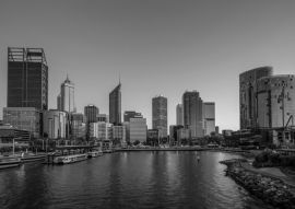 Lais Puzzle - Skyline von Perth bei Nacht in Westaustralien in schwarz weiß - 500, 1.000 & 2.000 Teile