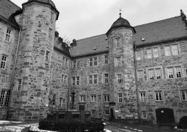Lais Puzzle - Schloss Eschwege in Eschwege (Hessen) in schwarz weiß - 500, 1.000 & 2.000 Teile
